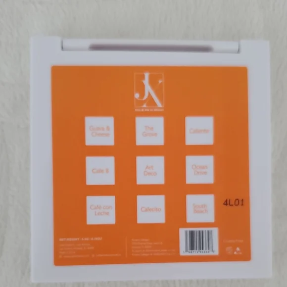 Make-up Bundle - Picture 7 of 11